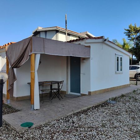 Pool Seaside Relais - Ville Ninfea, Marea, Rosa E Cassiopea Фонтане Бианче Екстериор снимка