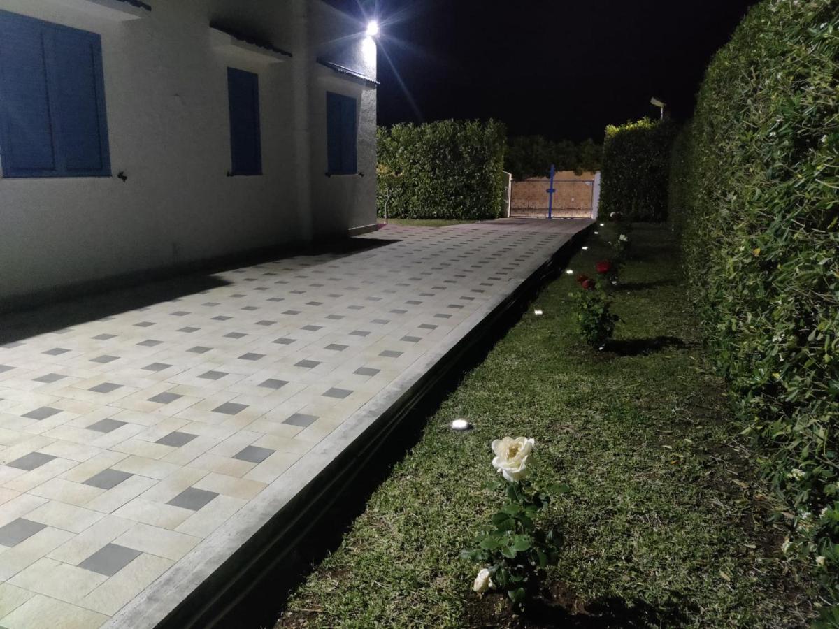 Pool Seaside Relais - Ville Ninfea, Marea, Rosa E Cassiopea Фонтане Бианче Екстериор снимка