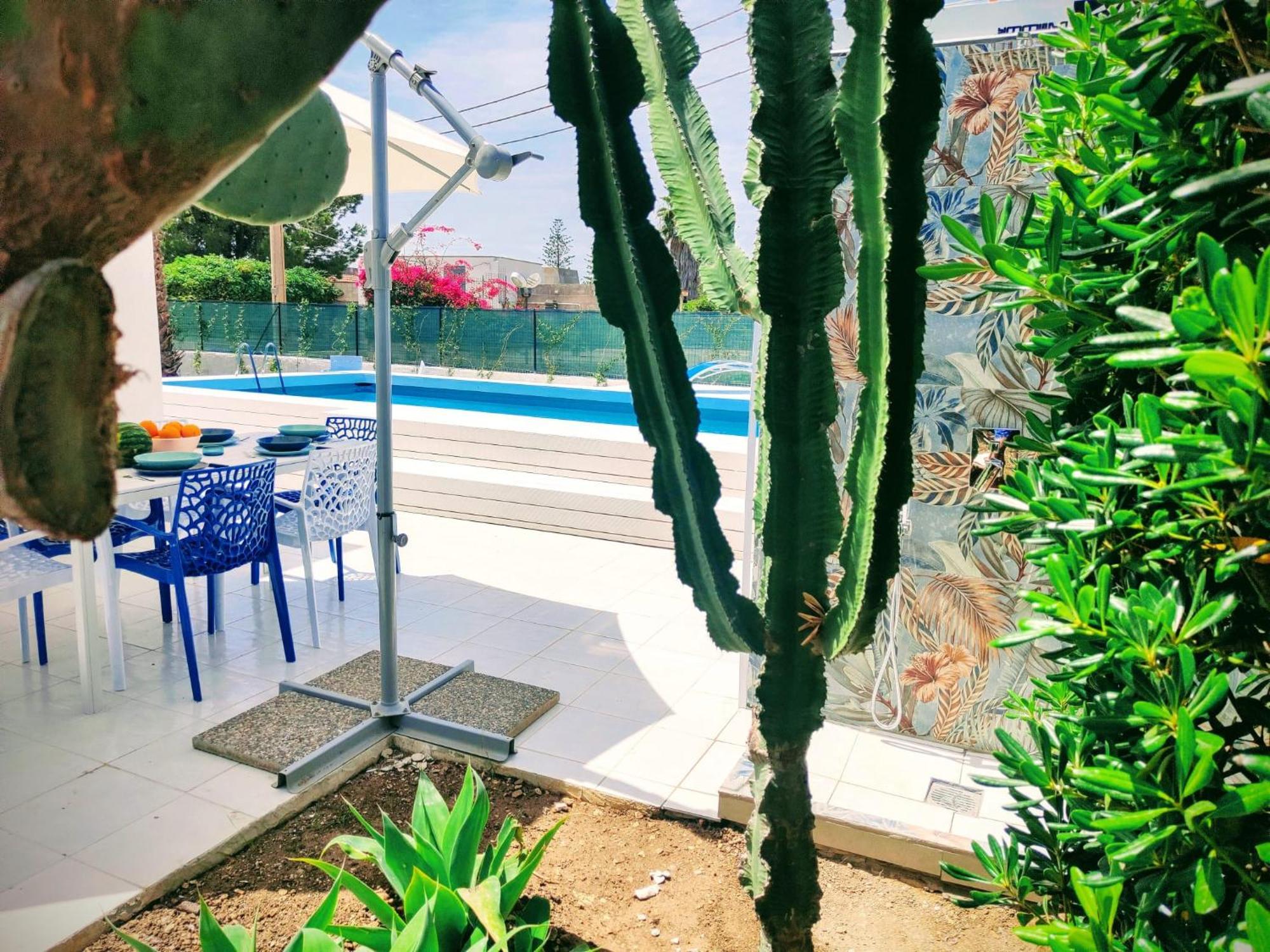 Pool Seaside Relais - Ville Ninfea, Marea, Rosa E Cassiopea Фонтане Бианче Екстериор снимка