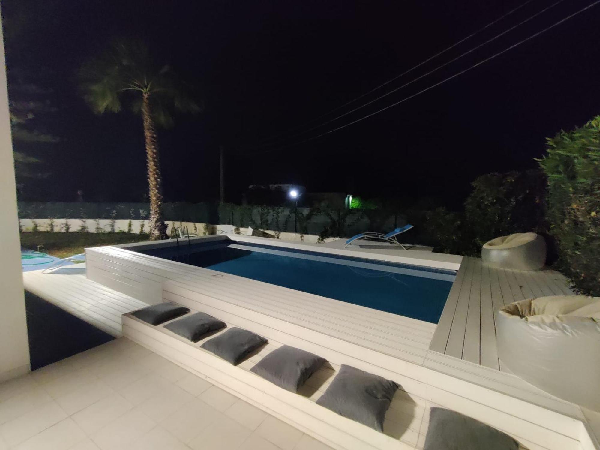 Pool Seaside Relais - Ville Ninfea, Marea, Rosa E Cassiopea Фонтане Бианче Екстериор снимка