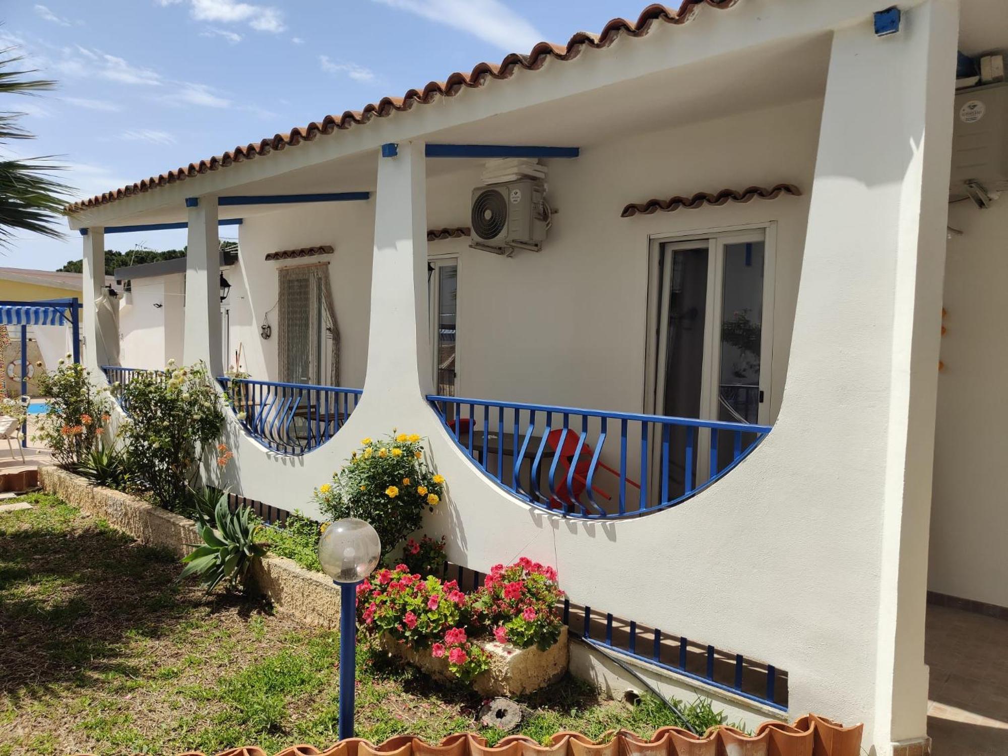 Pool Seaside Relais - Ville Ninfea, Marea, Rosa E Cassiopea Фонтане Бианче Екстериор снимка